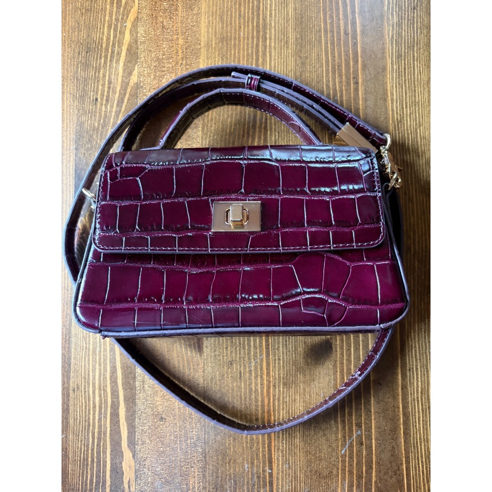 J.Crew Small Edie Top-Handle Bag Italian Croc-Embossed Leather Burgundy BX991 - Picture 7 of 14